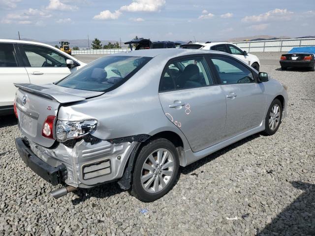 1NXBU4EE7AZ261737 - 2010 TOYOTA COROLLA BASE Արծաթագույն լուսանկար 3