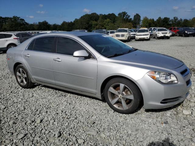 1G1ZC5EUXBF388743 - 2011 CHEVROLET MALIBU 1LT 银色 照片 4