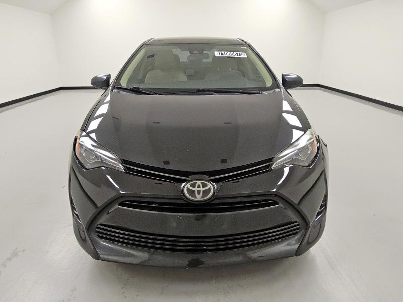 2T1BURHE7JC102386 - 2018 TOYOTA COROLLA L 黑色 照片 5