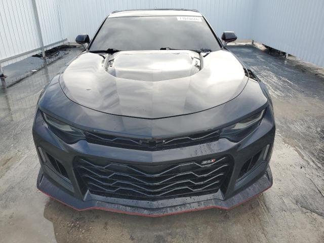 1G1FK1R66J0136757 - 2018 CHEVROLET CAMARO ZL1 BLACK photo 5