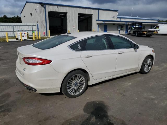 3FA6P0T96FR286726 - 2015 FORD FUSION SE WHITE photo 3