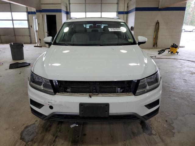3VV3B7AX8LM072952 - 2020 VOLKSWAGEN TIGUAN SE თეთრი ფოტო 5