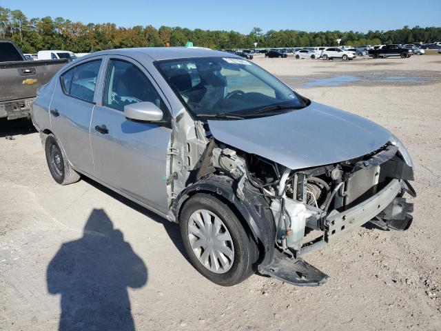 3N1CN7APXGL916252 - 2016 NISSAN VERSA S SILVER photo 4