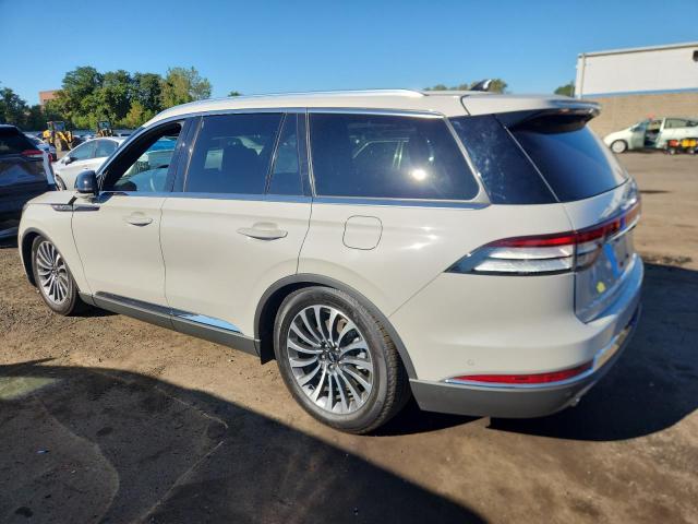 5LM5J7XC8RGL01530 - 2024 LINCOLN AVIATOR RESERVE أبيض صورة 2