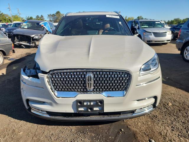 5LM5J7XC8RGL01530 - 2024 LINCOLN AVIATOR RESERVE أبيض صورة 5