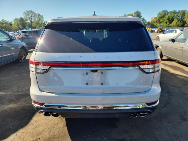 5LM5J7XC8RGL01530 - 2024 LINCOLN AVIATOR RESERVE أبيض صورة 6