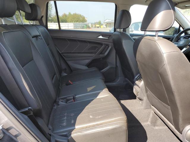 3VV2B7AX6NM021299 - 2022 VOLKSWAGEN TIGUAN SE 灰色 照片 11