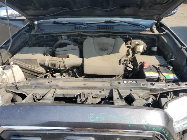 3TMGZ5AN8HM074822 - 2017 TOYOTA TACOMA DOUBLE CAB GRAY photo 11