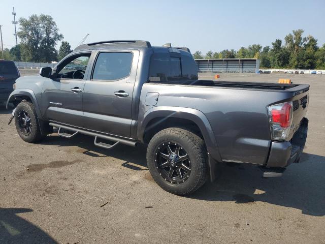 3TMGZ5AN8HM074822 - 2017 TOYOTA TACOMA DOUBLE CAB GRAY photo 2