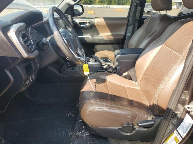 3TMGZ5AN8HM074822 - 2017 TOYOTA TACOMA DOUBLE CAB GRAY photo 7