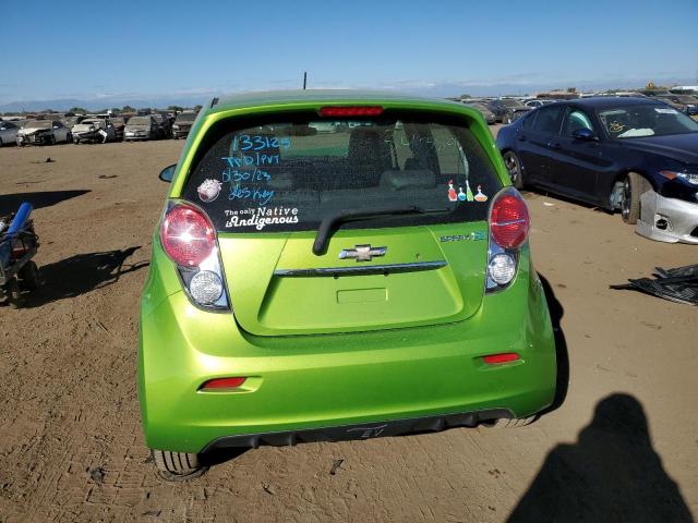 KL8CL6S08GC592902 - 2016 CHEVROLET SPARK EV 2LT GREEN photo 6