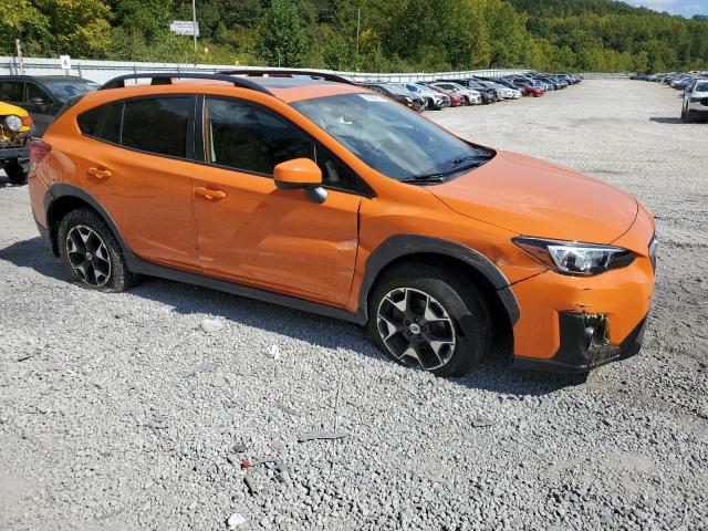 JF2GTADCXJ8243240 - 2018 SUBARU CROSSTREK PREMIUM Orange photo 4