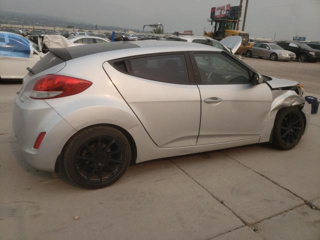 KMHTC6ADXCU050275 - 2012 HYUNDAI VELOSTER SILVER photo 3