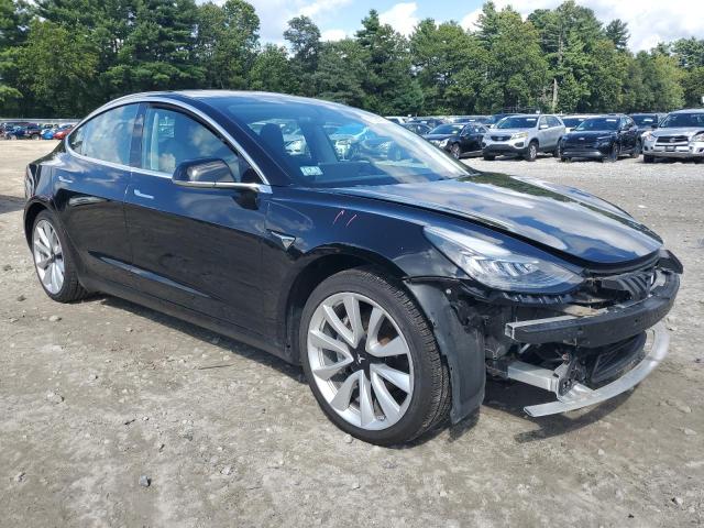 5YJ3E1EA7JF154553 - 2018 TESLA MODEL 3 შავი ფოტო 4