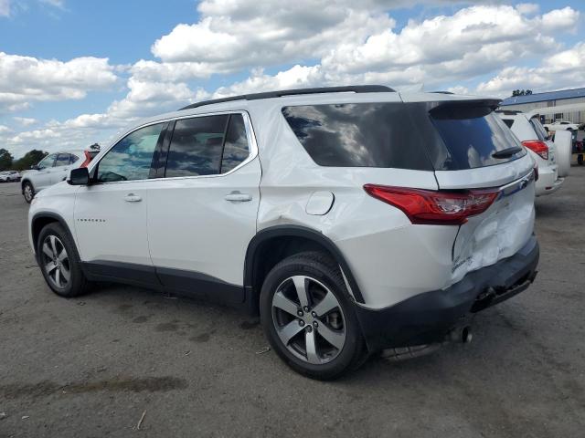 1GNEVHKW3KJ261313 - 2019 CHEVROLET TRAVERSE LT WHITE photo 2