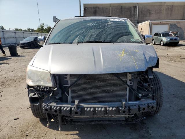 2C4RC1CGXDR802192 - 2013 CHRYSLER TOWN & COU TOURING L SILVER photo 5