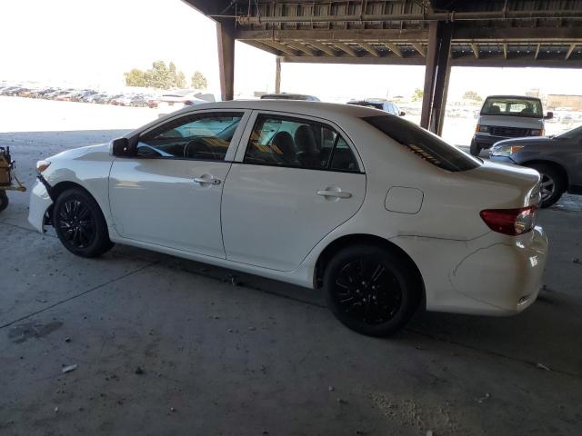 5YFBU4EE2DP177279 - 2013 TOYOTA COROLLA BASE თეთრი ფოტო 2