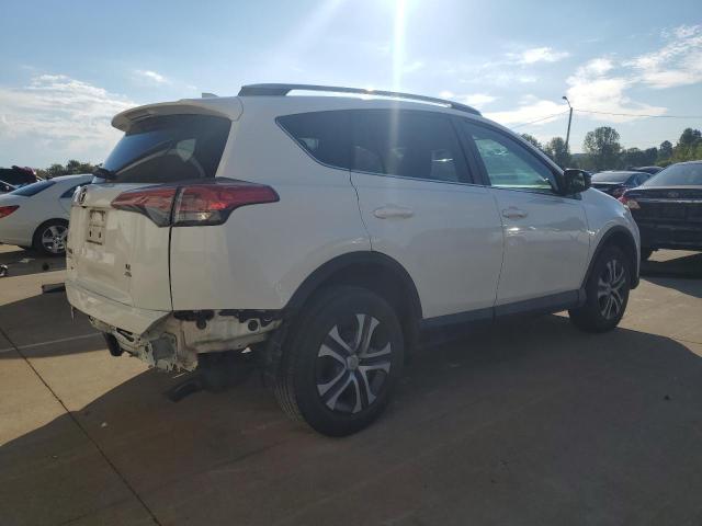 2T3BFREV0JW756568 - 2018 TOYOTA RAV4 LE WHITE photo 3