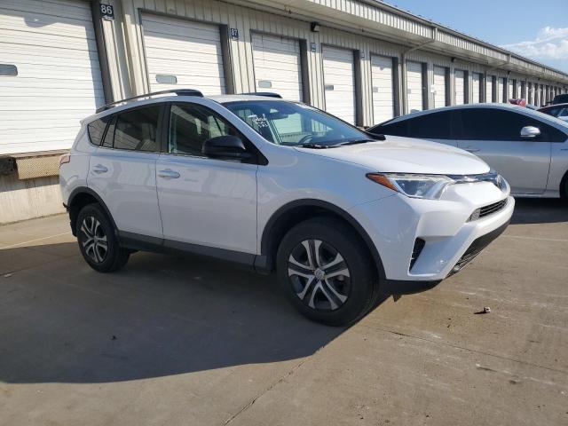2T3BFREV0JW756568 - 2018 TOYOTA RAV4 LE WHITE photo 4