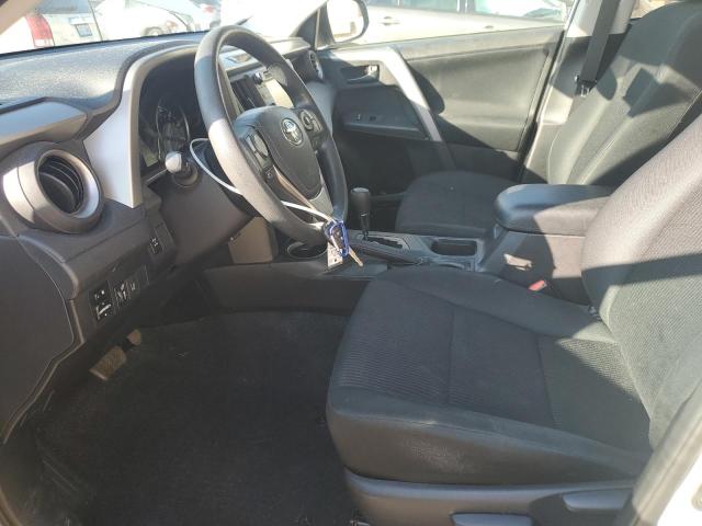 2T3BFREV0JW756568 - 2018 TOYOTA RAV4 LE WHITE photo 7