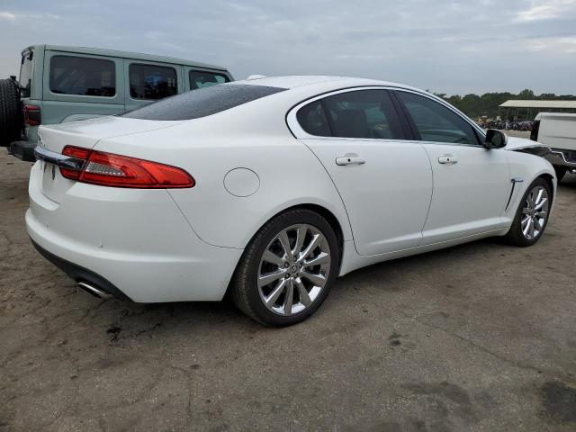 SAJWA0HB5CLS27105 - 2012 JAGUAR XF PORTFOLIO WHITE photo 3