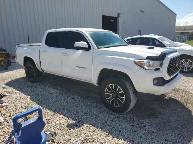 3TMAZ5CNXLM128164 - 2020 TOYOTA TACOMA DOUBLE CAB WHITE photo 4