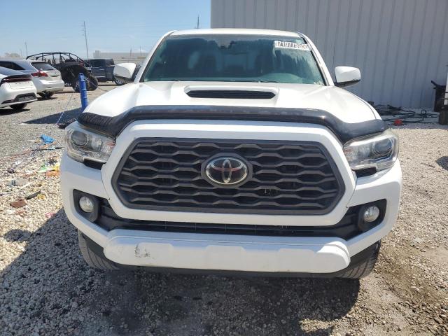 3TMAZ5CNXLM128164 - 2020 TOYOTA TACOMA DOUBLE CAB WHITE photo 5