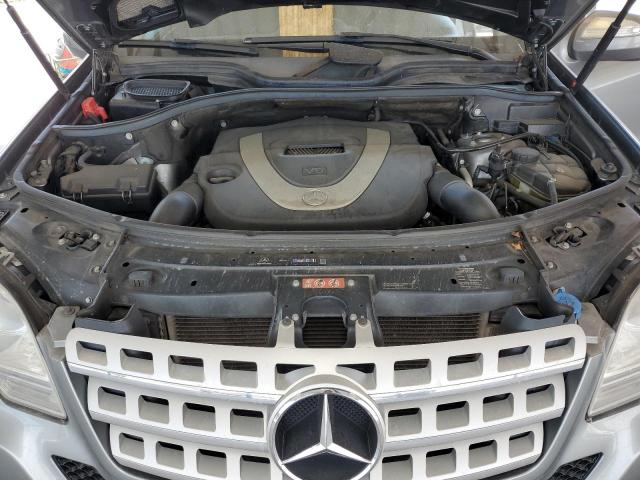 4JGBB8GB2AA574292 - 2010 MERCEDES-BENZ ML 350 4MATIC SILVER photo 12