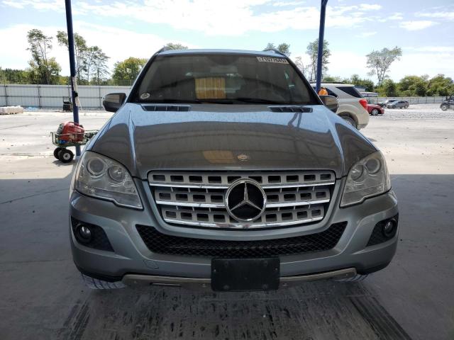 4JGBB8GB2AA574292 - 2010 MERCEDES-BENZ ML 350 4MATIC SILVER photo 5
