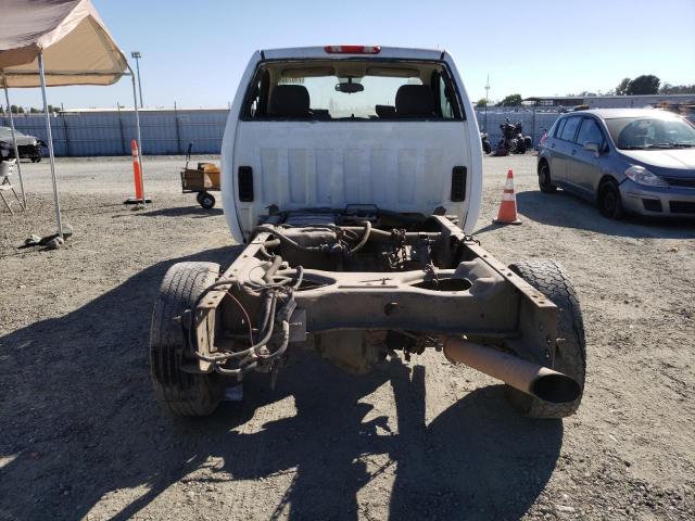 1GCHC24K87E527976 - 2007 CHEVROLET silverado C2500 HEAVY DUTY WHITE photo 6