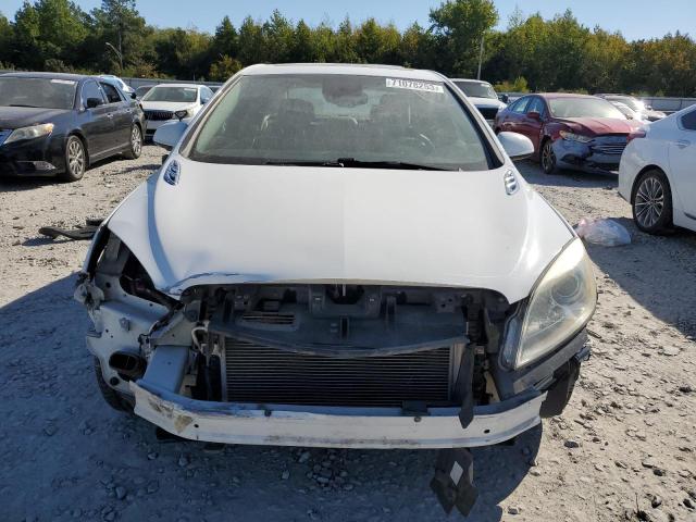 1G4PS5SK4D4254910 - 2013 BUICK VERANO WHITE photo 5