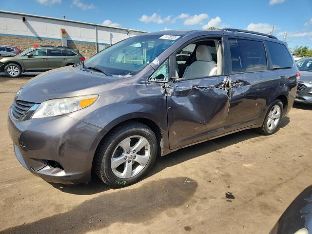 2012 TOYOTA SIENNA LE, 