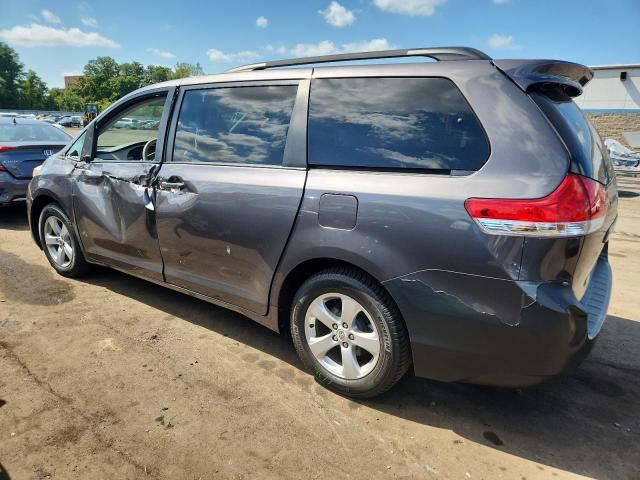 5TDKK3DC9CS194604 - 2012 TOYOTA SIENNA LE ნაცრისფერი ფოტო 2