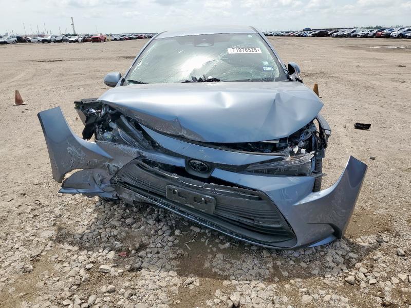 5YFB4MDE5PP029505 - 2023 TOYOTA COROLLA LE GRAY photo 5