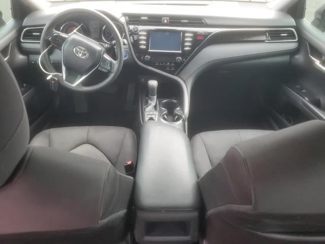 4T1B31HK2KU006398 - 2019 TOYOTA CAMRY LE 银色 照片 8