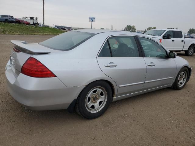 1HGCM567X7A805321 - 2007 HONDA ACCORD EX SILVER photo 3