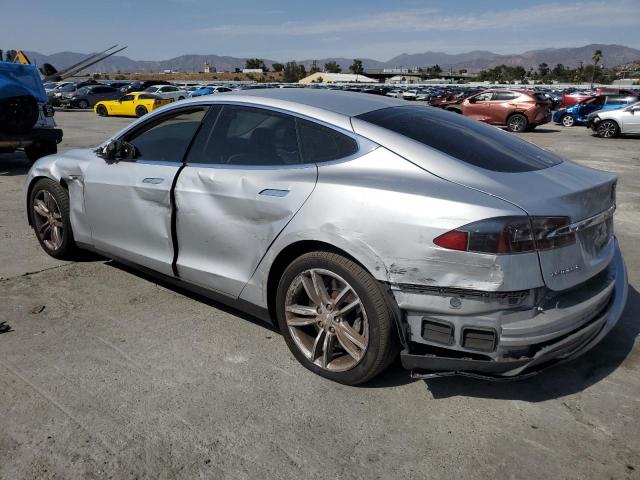 5YJSA1CG1DFP18328 - 2013 TESLA MODEL S Արծաթագույն լուսանկար 2