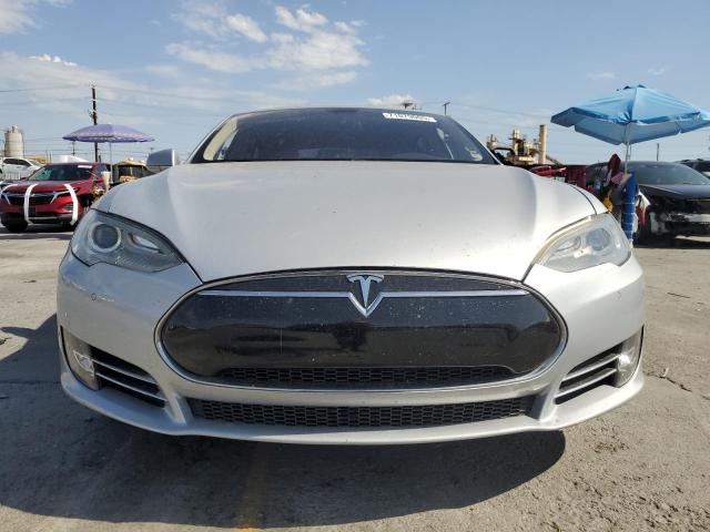 5YJSA1CG1DFP18328 - 2013 TESLA MODEL S Արծաթագույն լուսանկար 5