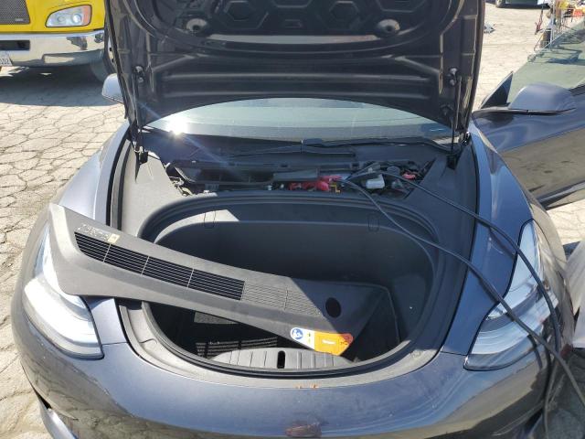 5YJ3E1EA9JF020028 - 2018 TESLA MODEL 3 GRAY photo 11