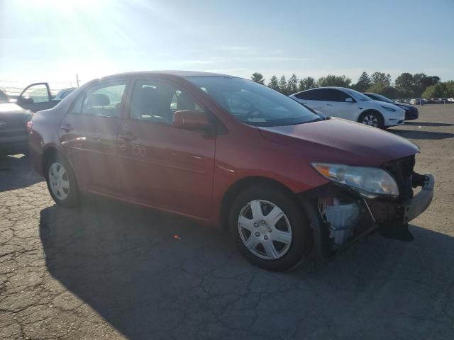 1NXBU4EE0AZ183818 - 2010 TOYOTA COROLLA BASE Rojo foto 4