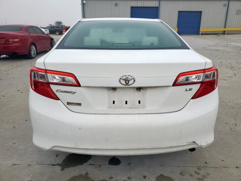 4T1BF1FK0CU533223 - 2012 TOYOTA CAMRY BASE 白色 照片 6