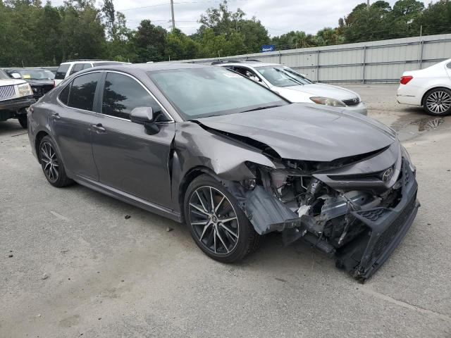 4T1G11AK1MU567281 - 2021 TOYOTA CAMRY SE GRAY photo 4