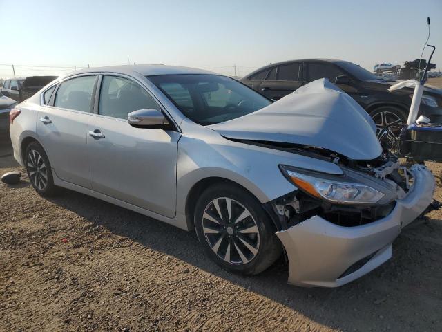 1N4AL3AP3JC185224 - 2018 NISSAN ALTIMA 2.5 银色 照片 4