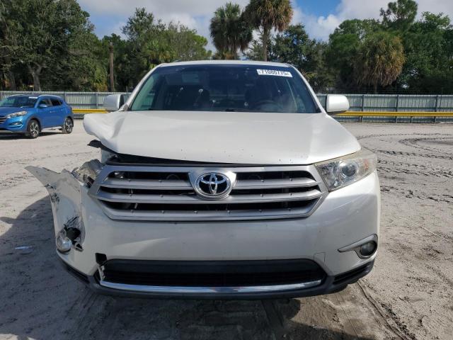 5TDZA3EH5BS009751 - 2011 TOYOTA HIGHLANDER BASE თეთრი ფოტო 5