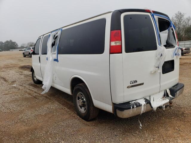 1GAZG1FG4C1157910 - 2012 CHEVROLET EXPRESS G3 LT WHITE photo 2