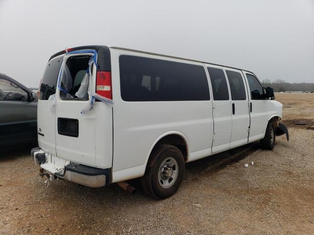 1GAZG1FG4C1157910 - 2012 CHEVROLET EXPRESS G3 LT WHITE photo 3