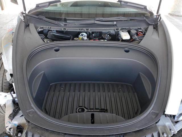 5YJ3E1EA3PF453790 - 2023 TESLA MODEL 3 Սպիտակ լուսանկար 11