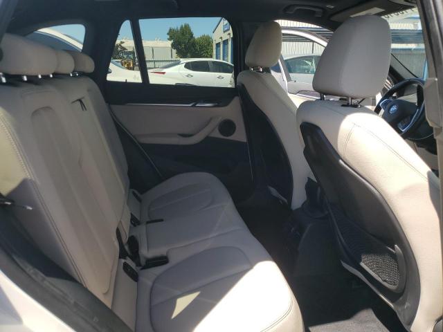 WBXHT3C30J3H32457 - 2018 BMW X1 XDRIVE28I WHITE photo 11