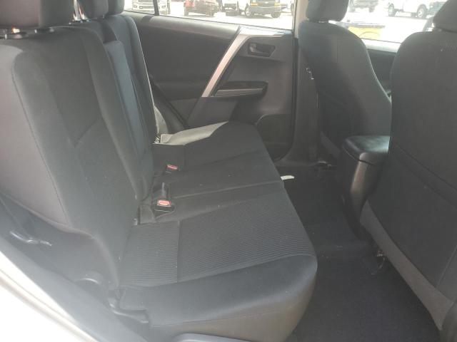 2T3ZFREVXJW417704 - 2018 TOYOTA RAV4 LE Серый фото 10