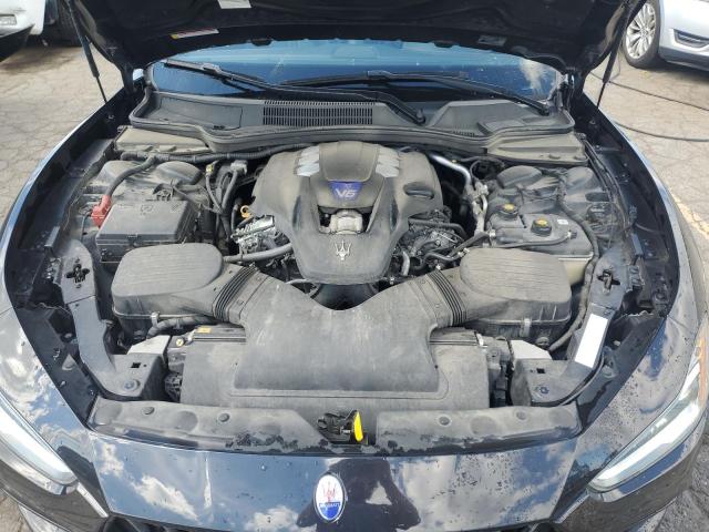 ZAM57YTS6J1259970 - 2018 MASERATI GHIBLI S Schwarz Foto 11